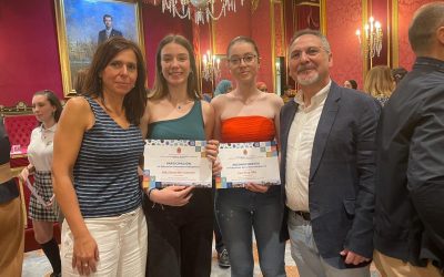 ¡Celebrando el reconocimiento al esfuerzo académico y personal de nuestras alumnas!